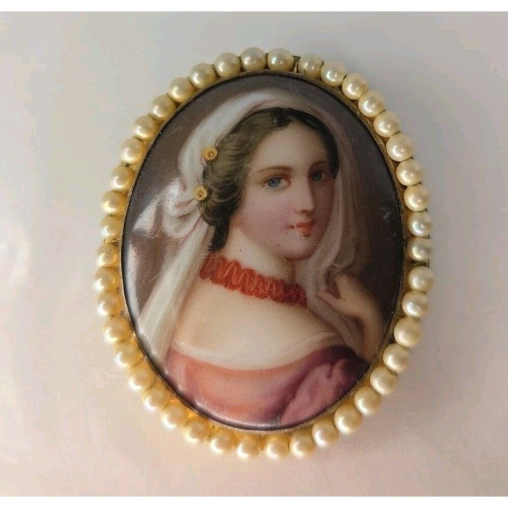 1890s Victorian Porcelain Hand Painted Portait Set In 10k Gold Plated Metal